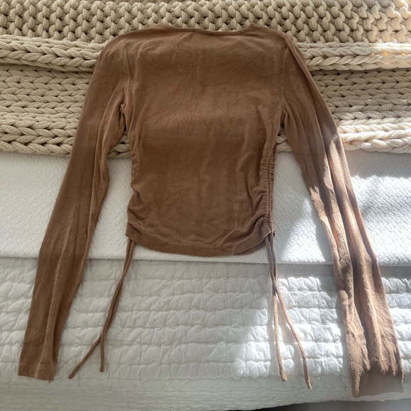 Princess Polly sweater with sinched sides - Picture 4 of 4